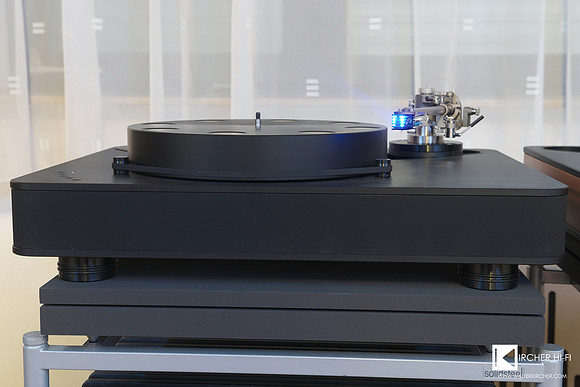Dr. Feickert Analogue Firebird turntable, Reed 3P tonearm and Soundsmith Strain Gauge cartridge