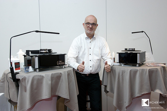 Uwe Draabe, mastermind of Nessie Vinylmaster record cleaning machines again in Vienna