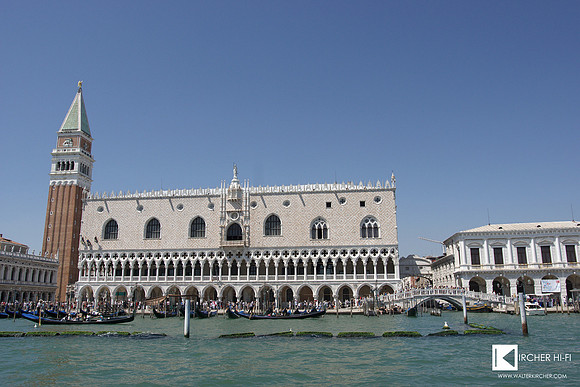 Venice, Italy - Doge's Palace and bridge of Sighs