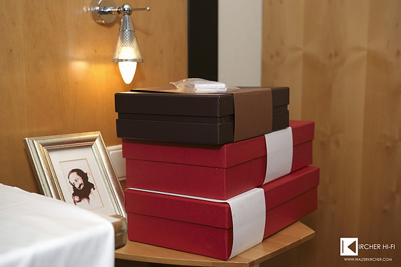 exclusive Chisto cables packings