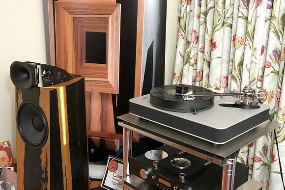 Blumenhofer Acoustics Genuin FS2 and Dr. Feickert Analogue Blackbird