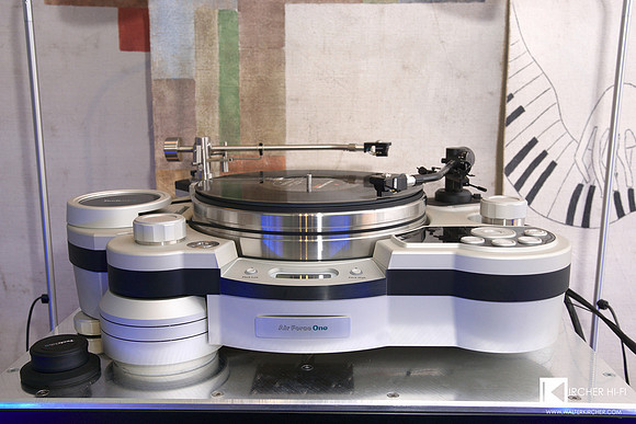 TechDas Airforce One flagship turntable