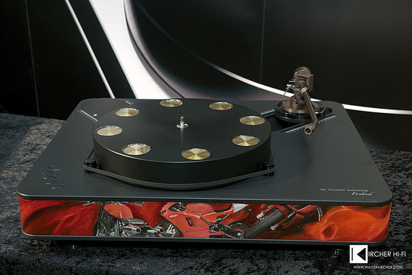 Dr. Feickert Analogue Firebird turntable