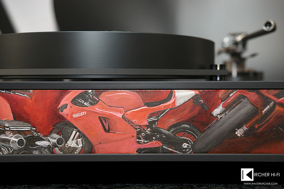 Dr. Feickert Analogue Firebird turntable