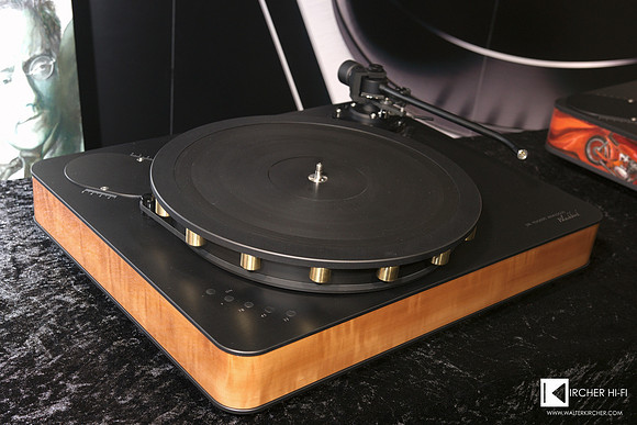 Dr. Feickert analogue shows a new  accessorie