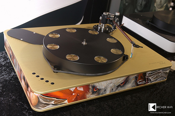 Dr. Feickert Analogue Firebird - again in special luxury design