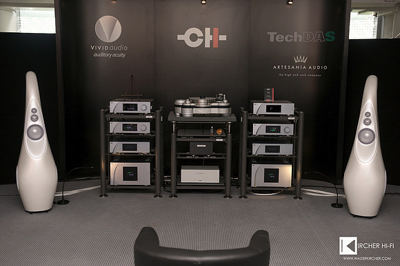 Vivid Audio, CH Precision, TechDas room