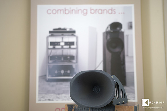 Blumenhofer Acoustics Genuin FS2 horn speakers
