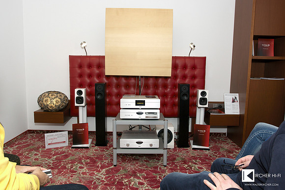 Klangbilder 2014: YBA Heritage electronics driving Totem Acoustic Arro floorstander speakers, Kin Mini and Kin Subwoofer or the Swiss JMC Lutherie Soundboard