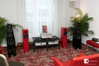 Klangbilder 2014: Totem Acoustic Wind (black) and Totem Acoustic Forest (red) speakers driven by YBA Passion electronics