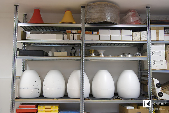 Plenty of space and room for production and storage - very professional.
