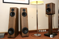 Czech Xavian speakers company