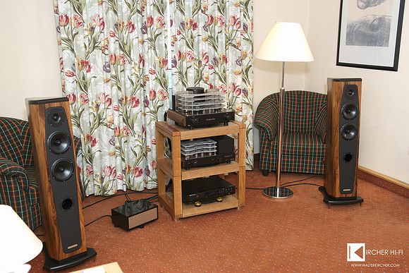 Mastersound tube amplifiers