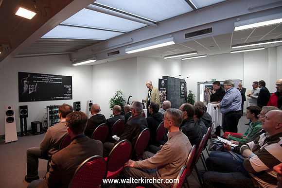 HIGH END 2014: STEREO masgazine workshop with Matthias Boede in Accustic Arts - Totem Acoustic room