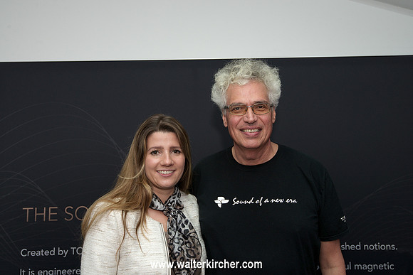 HIGH END 2014: Jasmin Weilenmann (CEO of Swiss High-End Company AG) and Vince Bruzzese (CEO Totem Acoustic)