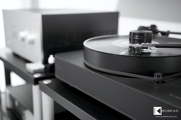 Dr. Feickert Analogue record players