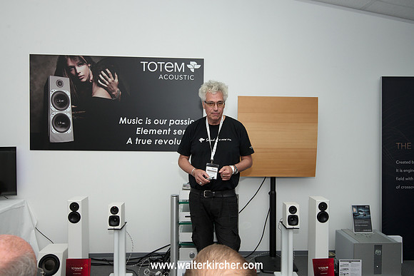 HIGH END 2014: Vince Bruzzese (Totem Acoustic) in the demonstration