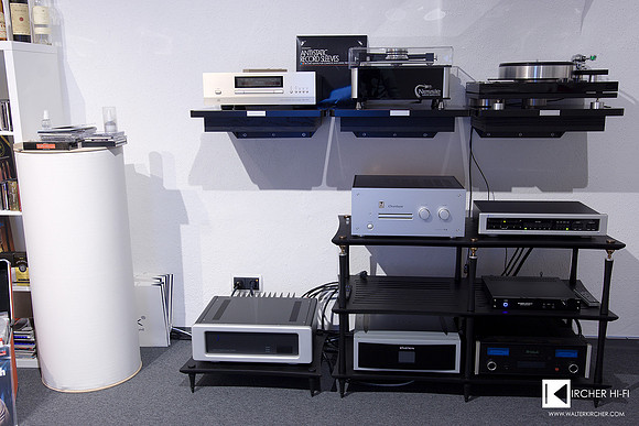 Famous brands in Linz on display - Einstein, Dr. Feickert Analogue, Spectral, Kondo, McIntosh, Accuphase...