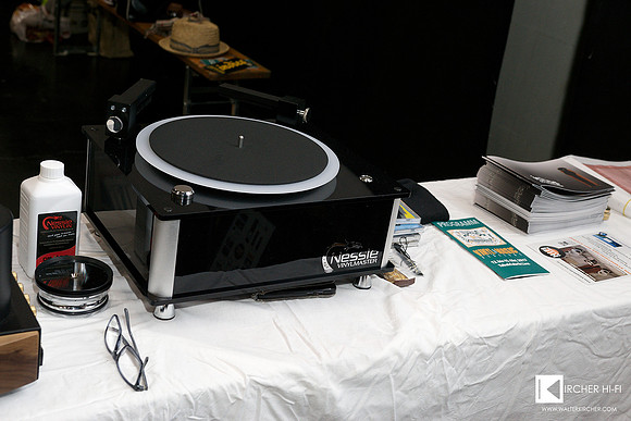 Nessie Vinylmaster record washing machine at Klangstudio Trauner booth