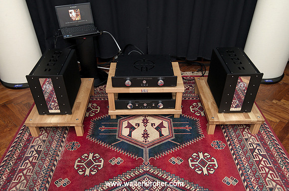 Accustic Arts reference electronics: TUBE DAC II MK2 with USB async., TUBE PREAMP II MK2, MONO II