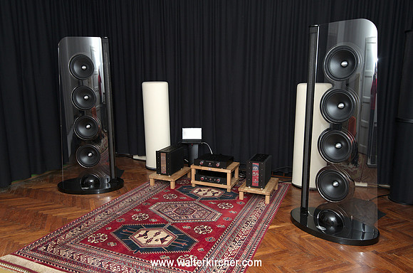 SoulSonic Impulse SE flagship loudspeaker, driven by Accustic Arts reference electronics
