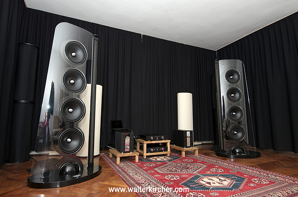 SoulSonic Impulse SE flagship loudspeaker, driven by Accustic Arts reference electronics