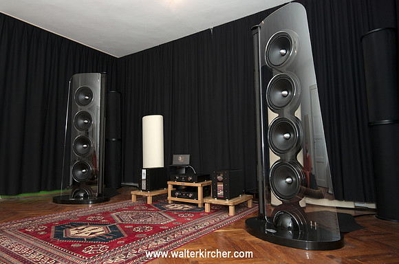 SoulSonic Impulse SE flagship loudspeaker, driven by Accustic Arts reference electronics