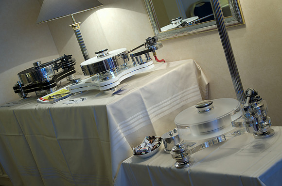 Klangbilder 2012 - Accustic Arts electronics and Totem Acoustic Elements loudspeaker, Transrotor turntable