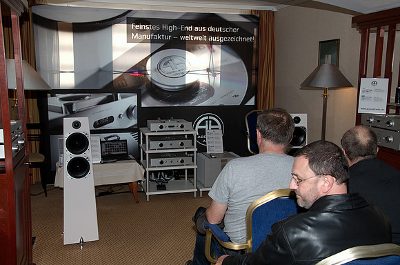 Klangbilder 2012 - Accustic Arts reference line electronics and Totem Acoustic Elements Metal loudspeaker