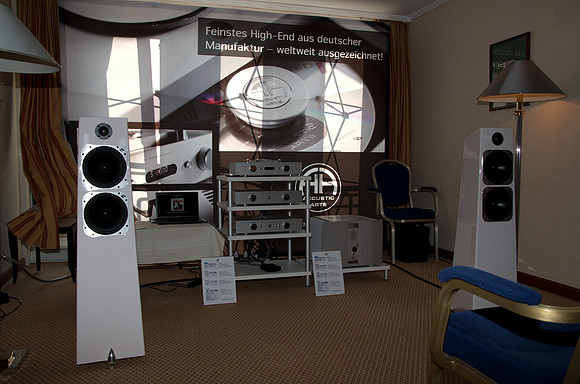 Klangbilder 2012 - Accustic Arts reference line electronics and Totem Acoustic Elements Metal loudspeaker