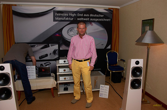 Klangbilder 2012 - Accustic Arts reference line electronics and Totem Acoustic Elements Metal loudspeaker