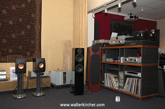 Accustic Arts reference series (DRIVE II, TUBE-DAC II, TUBE-PREAMP II and AMP II)