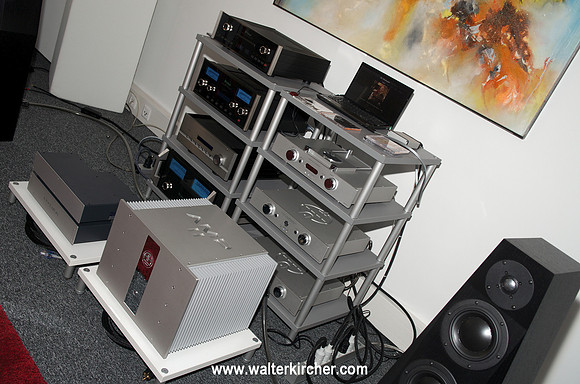 Accustic Arts reference series (DRIVE II, TUBE-DAC II, TUBE-PREAMP II and AMP II)