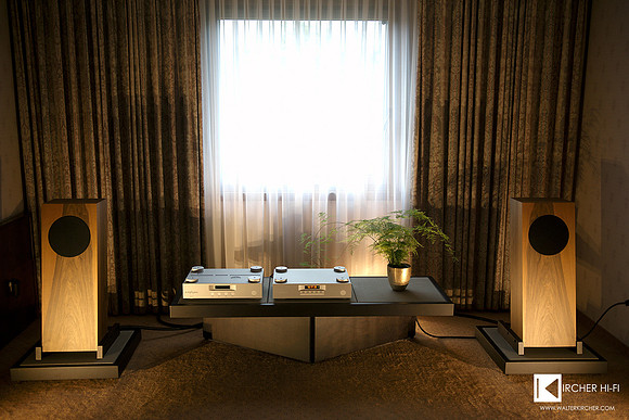 2 times Made in Austria - Trenner & Friedl speakers, Crayon Audio electronics