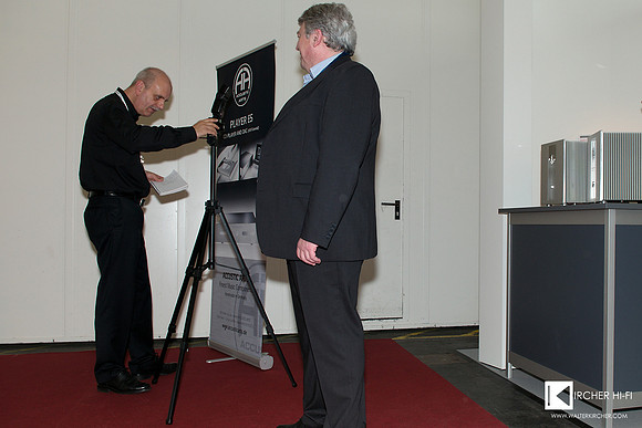 Matthias Böde from German STEREO magazine shooting the new Accustic Arts MONO II amplifiers!