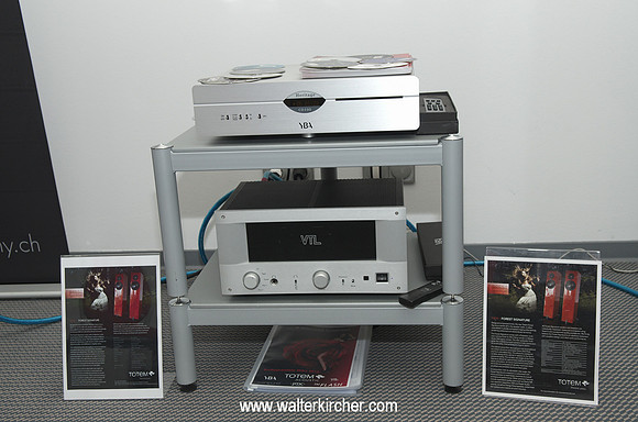 YBA CD100 CD Player and VTL IT 85 integrated tube amplifier at the HIGH END 2013 in Munich!