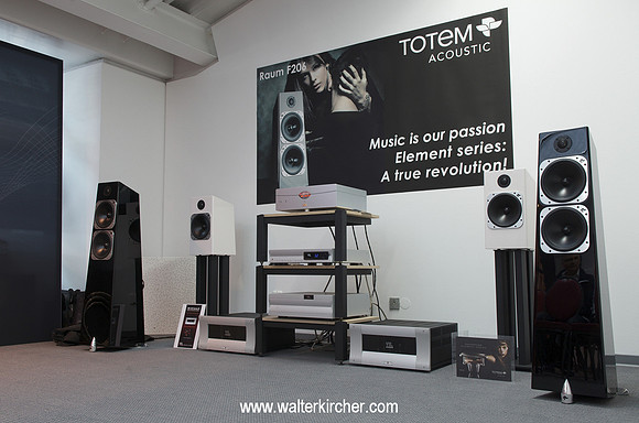 YBA Signature CD Player, VTL TL 7.5 III tube preamp and MB 450 III mono tube amplifiers feed Totem Acoustic Element speakers at the HIGH END 2013 in Munich!