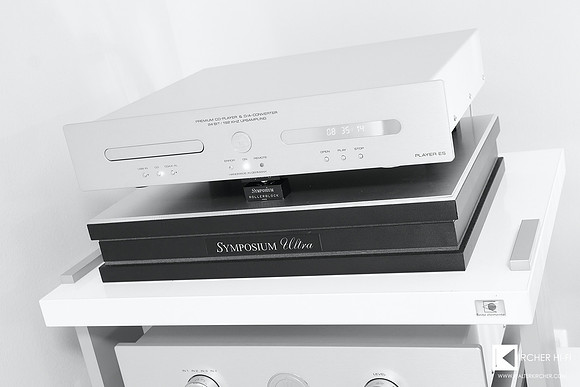Symposium Acoustics Rollerblocks Serie 2+ with G2.5 Superballs and Ultra platforms