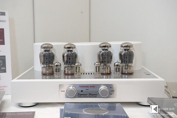 another white beauty: Trafomatic Audio Experience Elegance Integrated