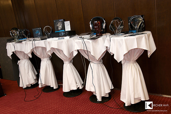 Sennheiser headphones parade including HD800