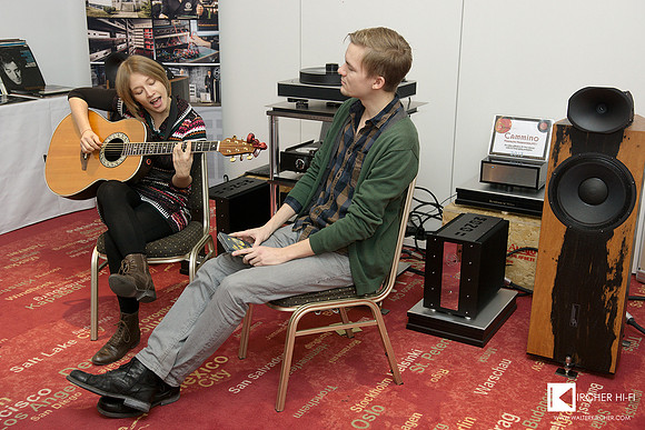 Wiener Blond presented their debut album "Der letzte Kaiser" in my room