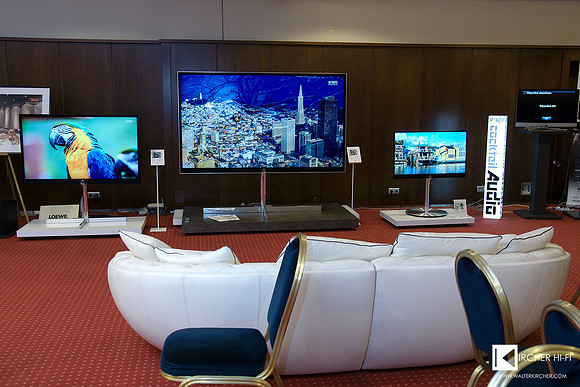 German Loewe tv gallerie - 4K fun in our room