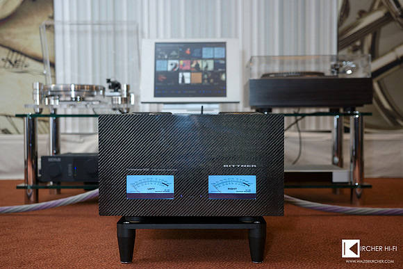 The big Bittner Tonmeister 500 tube amplifier - front view