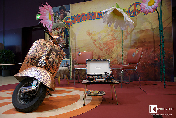 photo session for Wasami and cool Crosley record players