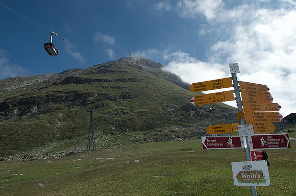Blauherd, 2580m - cable railway to Rothorn 3103m