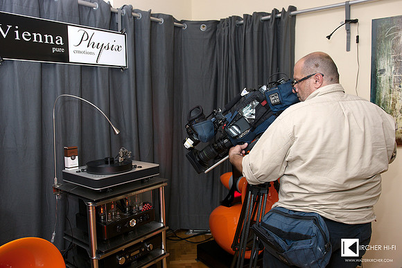 Predrag Vekic filming as 2015 again! He works professional for RTL Croatia and loves high-end audio too.
