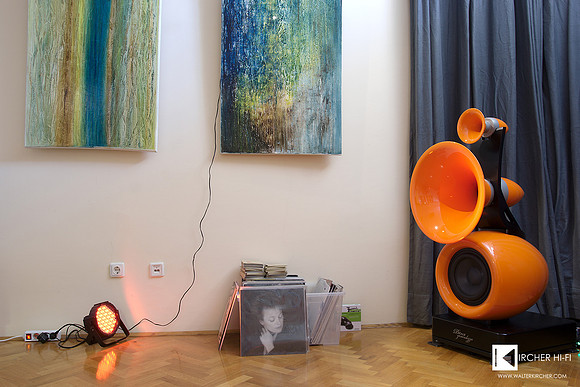 Vienna Physix Diva grandezza 3-way hybrid horn speakers