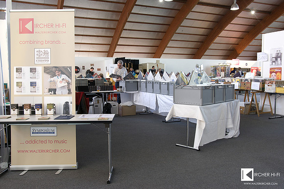 compact Chisto booth - best record cleaning solutions on market