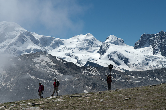 Rothorn 3103m - looking south: Liskamm 4527m (left), Castor 4223m (mid left) and Pollux 4092m (mid right peak)