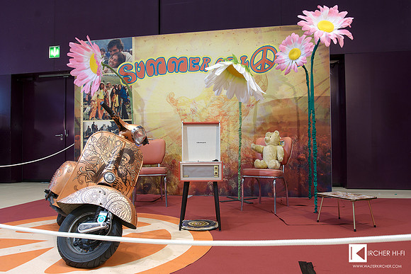 photo session for Wasami and cool Crosley record players